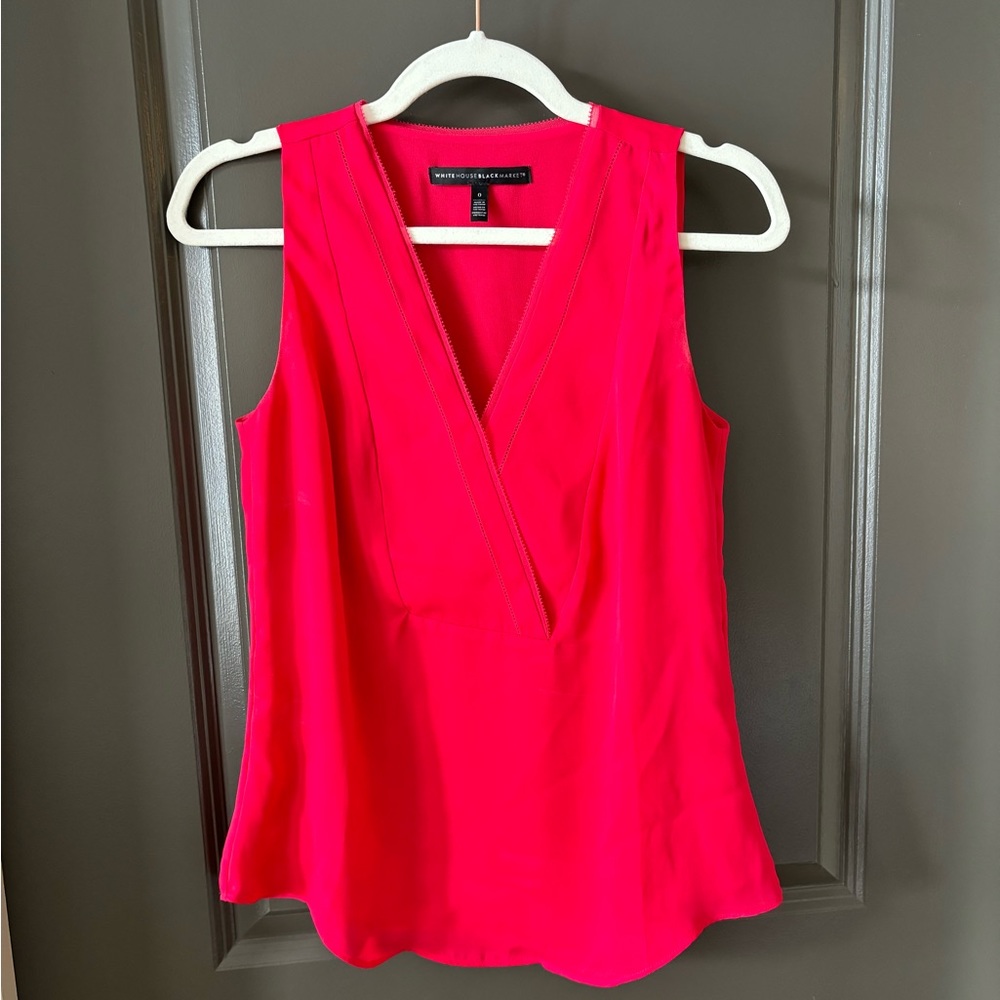 White House Black Market size 0 pinkish/red top